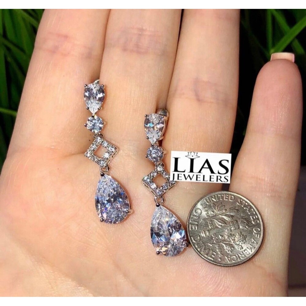 New 18k white gold earrings